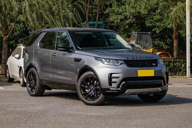 路虎发现5上市，开启心灵之旅的绝佳伙伴，带你领略全新驾驶体验