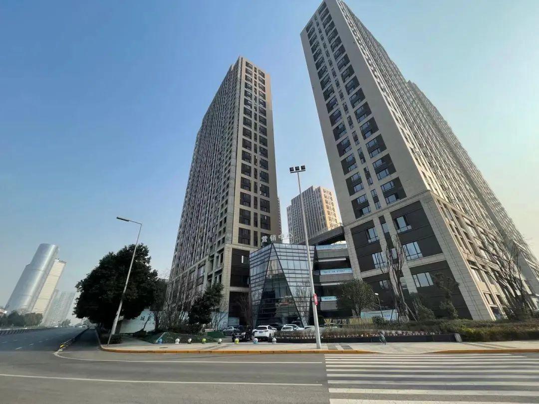 兴城最新二手房,家园变迁,自信与成就感的源泉