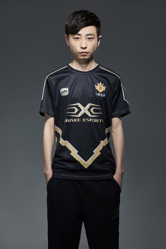 Kryst4l比赛德莱文视频，展现自信与成就感的旅程