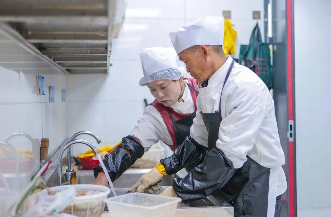 南桥招聘信息革新,高科技产品重塑招聘体验的未来展望