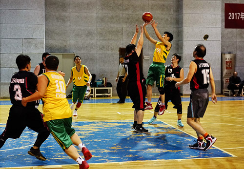 燃烧青春,决战篮球赛场——梦想与变化的碰撞之夜