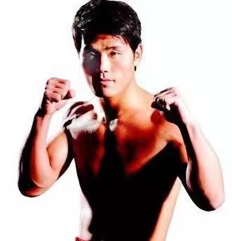 方便与一龙，激烈对决比赛视频