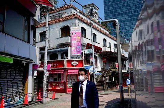 港币汇率风云中的温情故事,友情之旅与汇率变迁