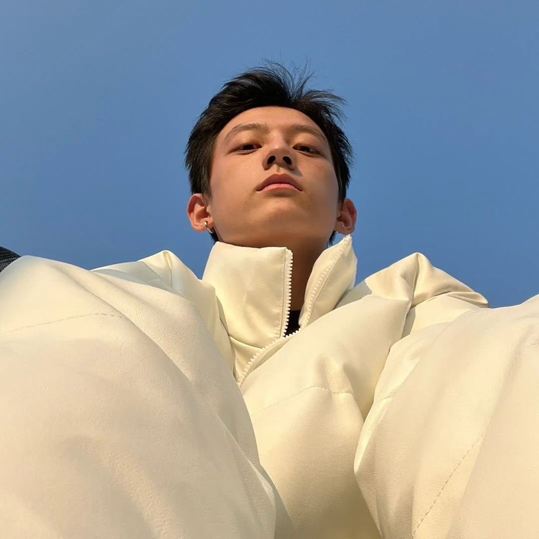 最新头像男,个性化头像制作详细步骤指南