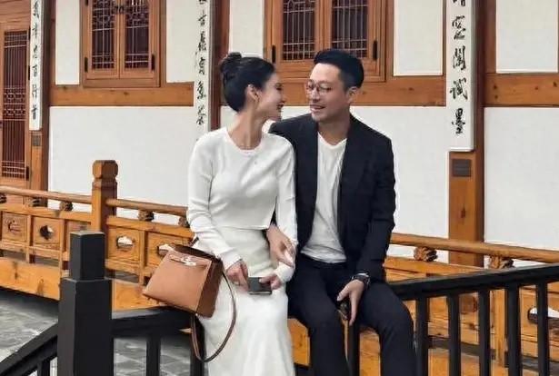 新婚之旅,探索自然美景,追寻内心平和之乐