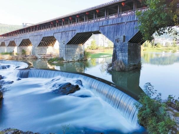 武夷山火灾最新情况报告,更新与概述